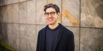 Bamberger Soziologe kritisiert geplante Verschärfungen bei Krankmeldungen 14 Marvin Reuter ist Juniorprofessor für Soziologie, insbesondere Arbeit und Gesundheit an der Universität Bamberg. Foto: Benjamin Herges / Universität Bamberg