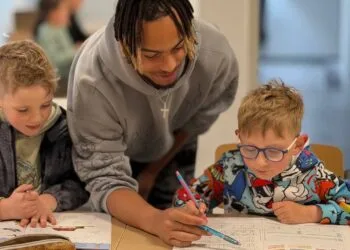 Freiwilligendienst im Erzbistum Bamberg: Bewerbungen für neues FSJ- und BFD-Jahr starten 13 Marcel Ako in der Kathi-Baur-Kindertagesstätte. Quelle: Pressestelle Erzbistum Bamberg / Stefanie Sponsel