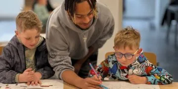 Freiwilligendienst im Erzbistum Bamberg: Bewerbungen für neues FSJ- und BFD-Jahr starten 12 Marcel Ako in der Kathi-Baur-Kindertagesstätte. Quelle: Pressestelle Erzbistum Bamberg / Stefanie Sponsel
