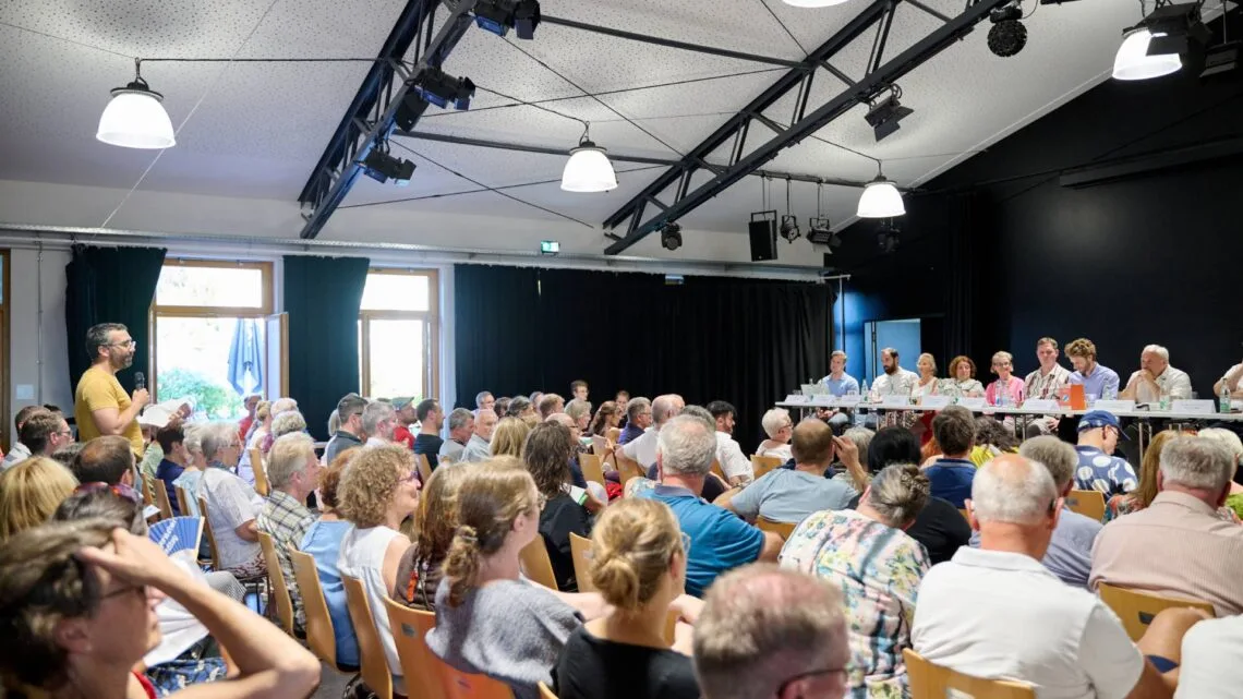 Die erste Bürgerversammlung dieses Jahres fand
trotz Hitze großen Zuspruch. Quelle: Stadt Bamberg, Sonja Seufferth