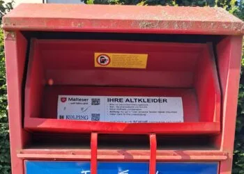 Malteser, Kolping und KJG ziehen Altkleidercontainer aus Bamberg ab 19 Diese Altkleidercontainer wird es ab sofort im Bamberger Stadtbild nicht mehr geben. Foto: Petra Schaller