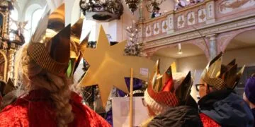 Sternsinger im Erzbistum Bamberg sammeln mehr als 1,75 Millionen Euro 13 Eröffnung der Aktion Dreikönigssingen in Pegnitz, 2025. Quelle: Pressestelle Erzbistum Bamberg/Patricia Achter