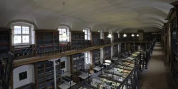 Tag des offenen Denkmals 2026: Über 50 Denkmale in Bamberg geöffnet 13 Der ehemalige Jesuitenkolleg mit seiner Bibliothek ist am 'Tag des
offenen Denkmals' geöffnet. / Foto: Winfried Reinhardt