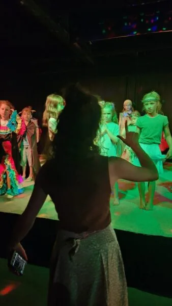 Merlin, Artus und das Schwert im Stein: Magisches Theater für Kinder in Bamberg 11 Merlin, Artus und das Schwert im Stein: Magisches Theater für Kinder in Bamberg 1