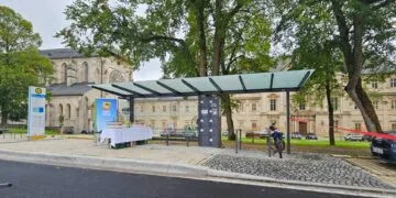 Ebrach eröffnet neue Mobilstation am Kloster 12 Eröffnung der Mobilstation Ebrach (Quelle: Amt für Ländliche Entwicklung Oberfranken)