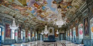 Bamberg öffnet seine Denkmale: Geschichte wird lebendig 12 Der Kaisersaal in der Neuen Residenz ist ein besonderer
Anziehungspunkt beim Tag des offenen Denkmals. / Foto: Bayerische
Schlösserverwaltung